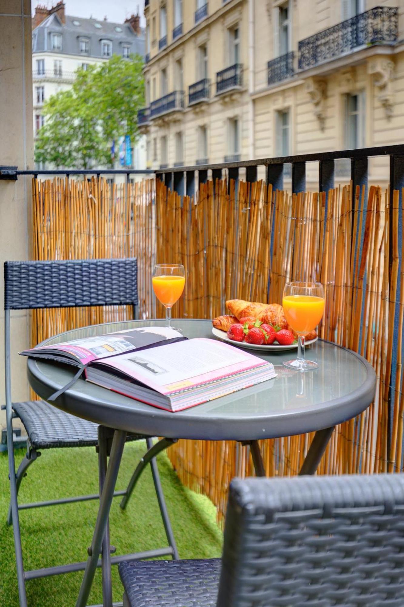 St Germain & Le Bon Marche With Balcony - Cityapartmentstay باريس المظهر الخارجي الصورة