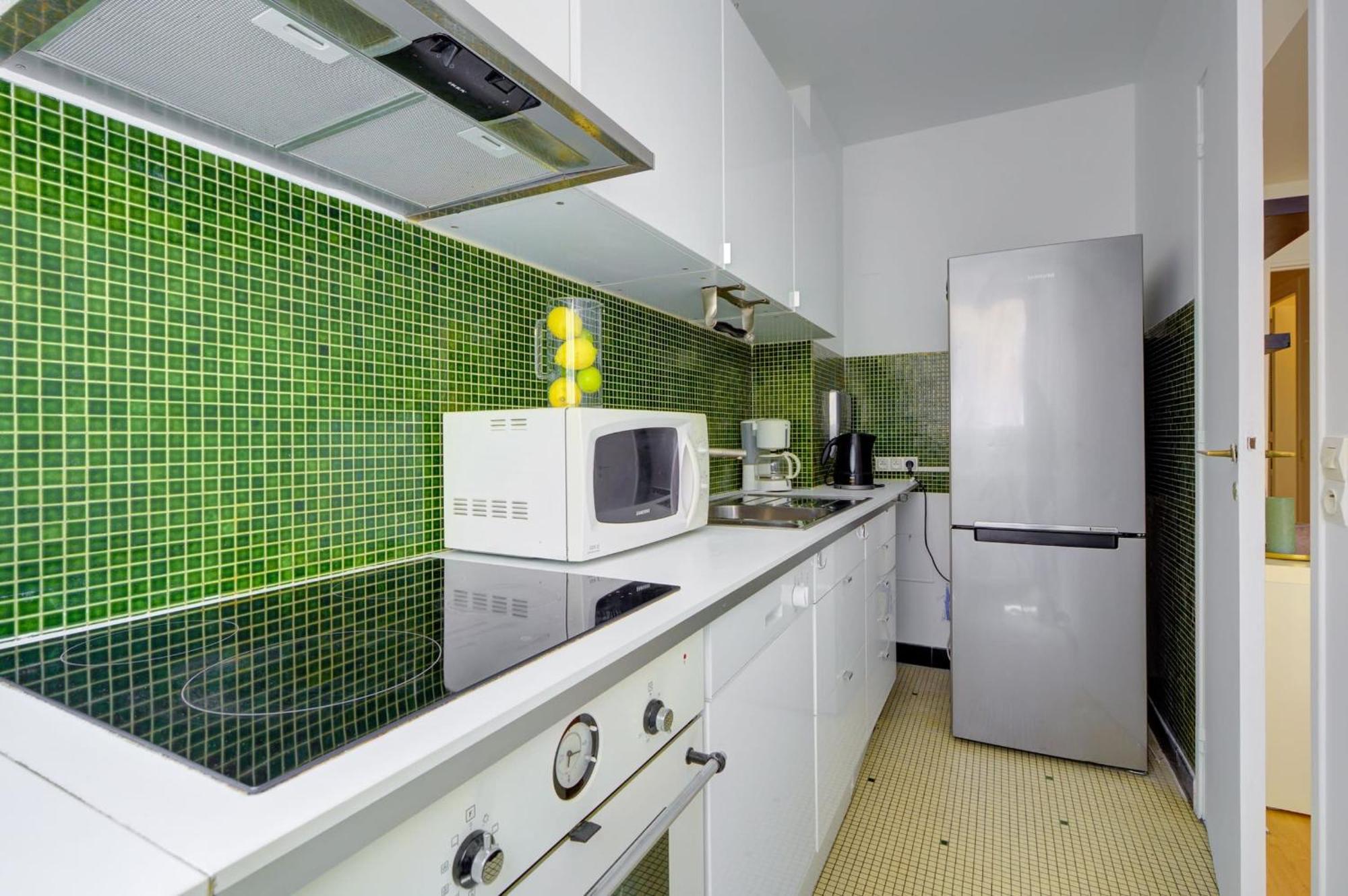 St Germain & Le Bon Marche With Balcony - Cityapartmentstay باريس المظهر الخارجي الصورة